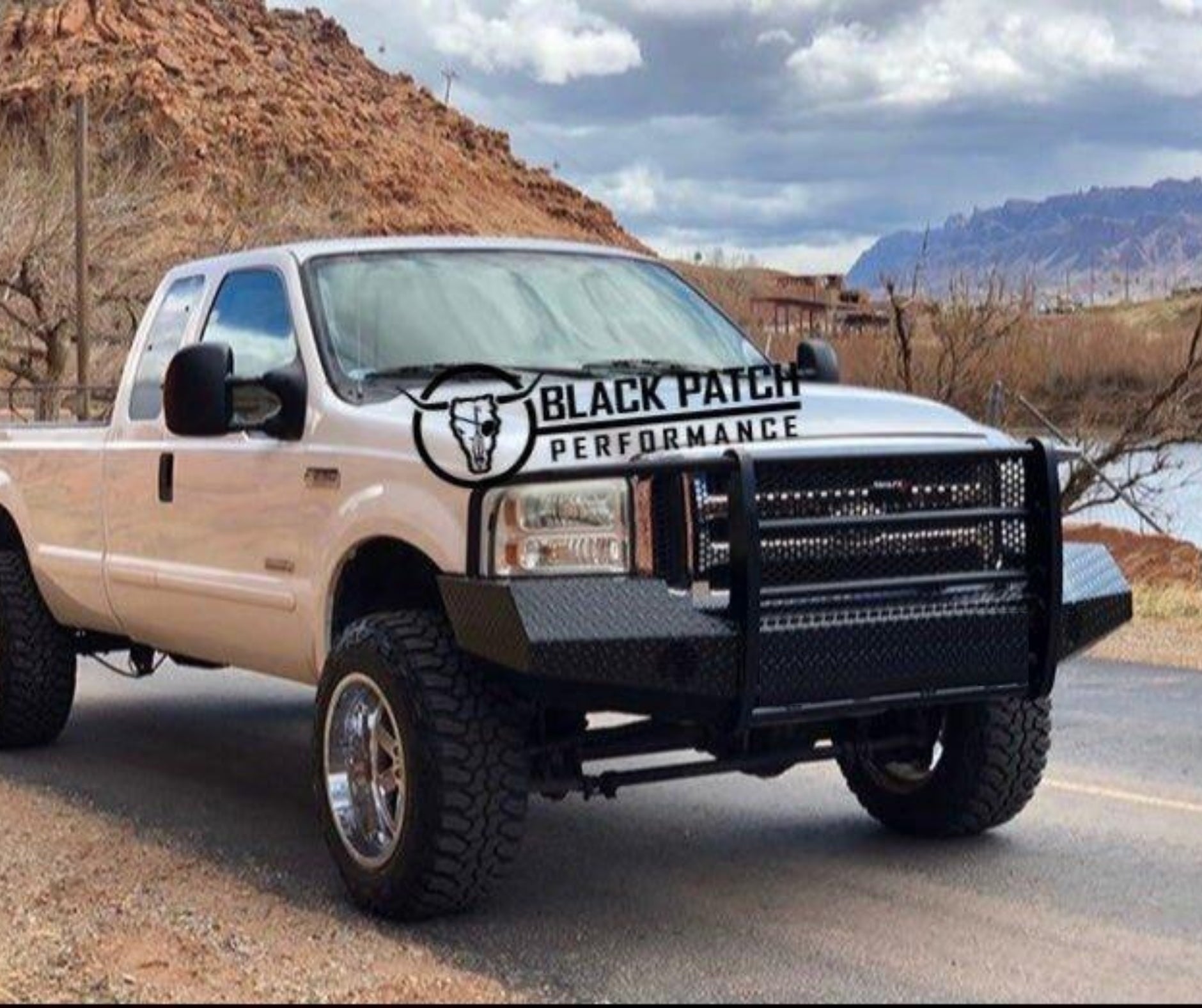 05-07 Ford F250/F350 Trail FX Front Diamond Plate Bumper - Made in the USA